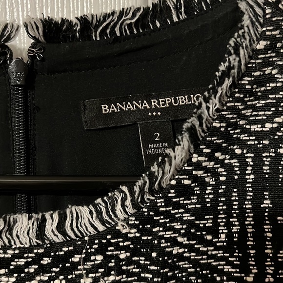 Banana Republic Black & White Dress - Picture 5 of 6